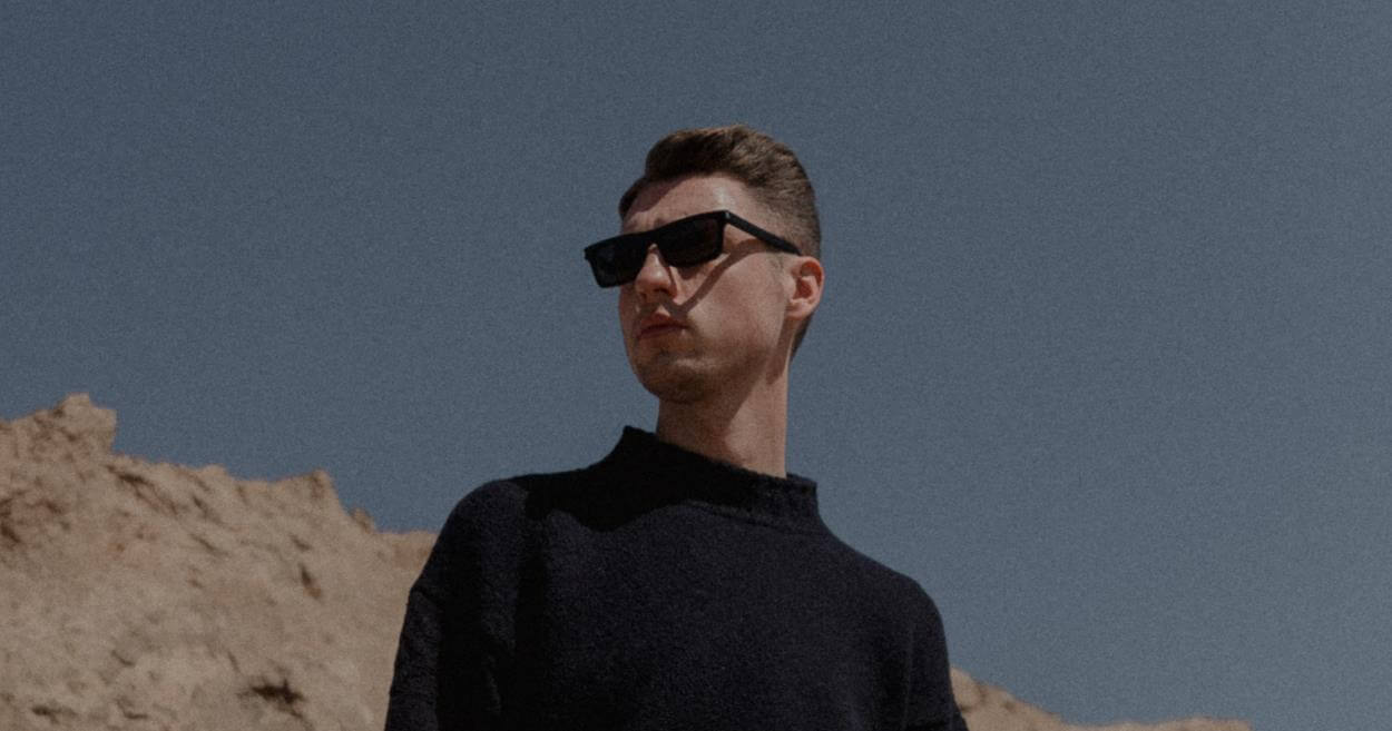 The 15 Best Hairstyles for Widow’s Peak Male (2025)