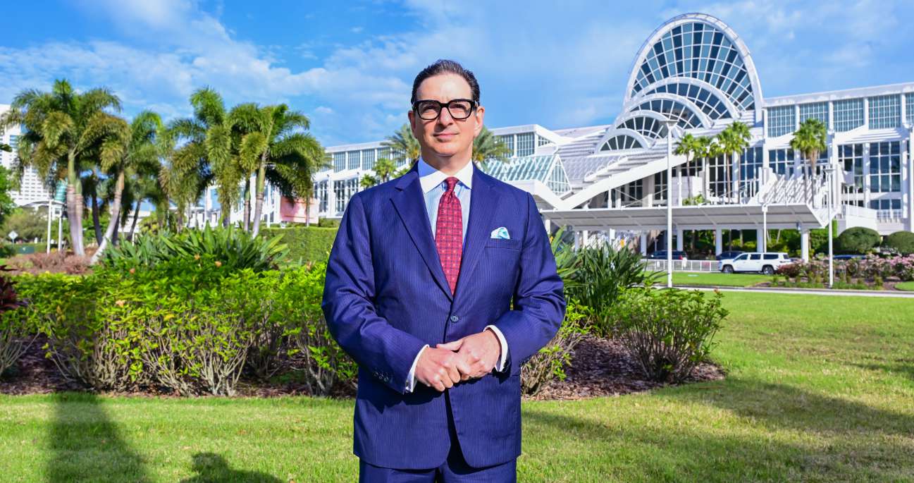 Dr. Rubinstein Endorses Ulike's IPL Innovations at AAD 2025