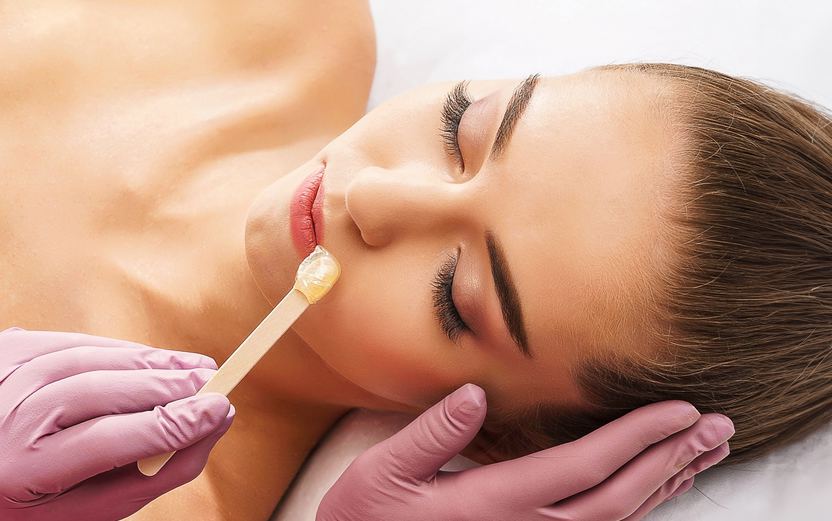 Expert Guide and Tips for Waxing Upper Lip 2025