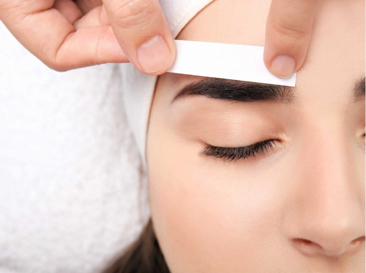 Eyebrow Waxing: A Step-By-Step Guide