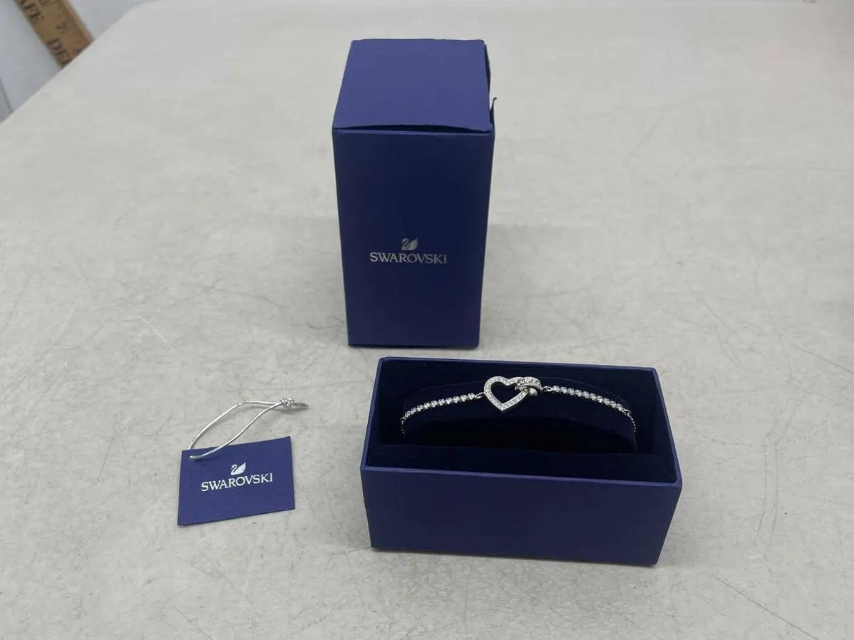 Swarovski vs Pandora: Which One is Better for You?