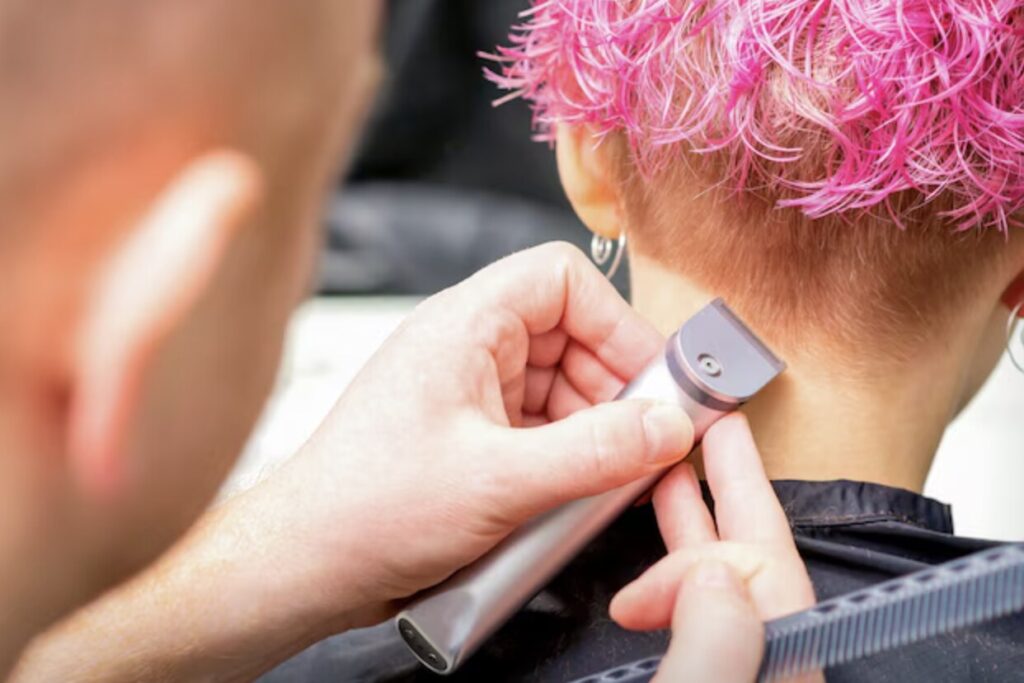 hair loss at the nape of neck female